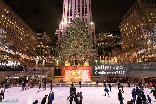 rockefeller center skating rink - rockefeller centre christmas stock pictures, royalty-free photos & images