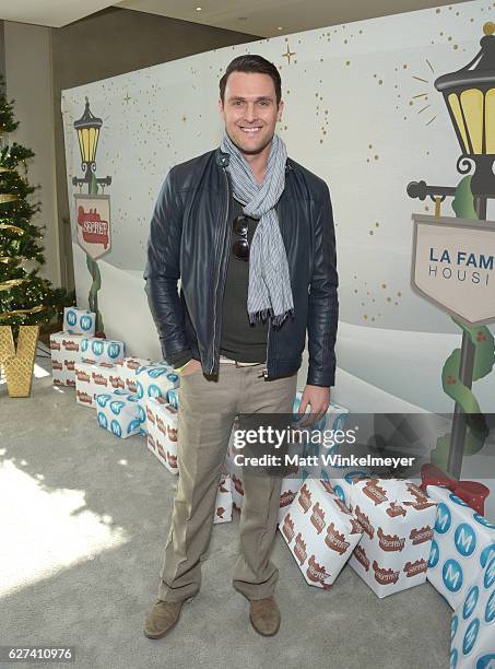 Actor Owain Yeoman attends 6th Annual Santa's Secret Workshop benefitting L.A. Family Housing at Andaz on December 3, 2016 in West Hollywood,...