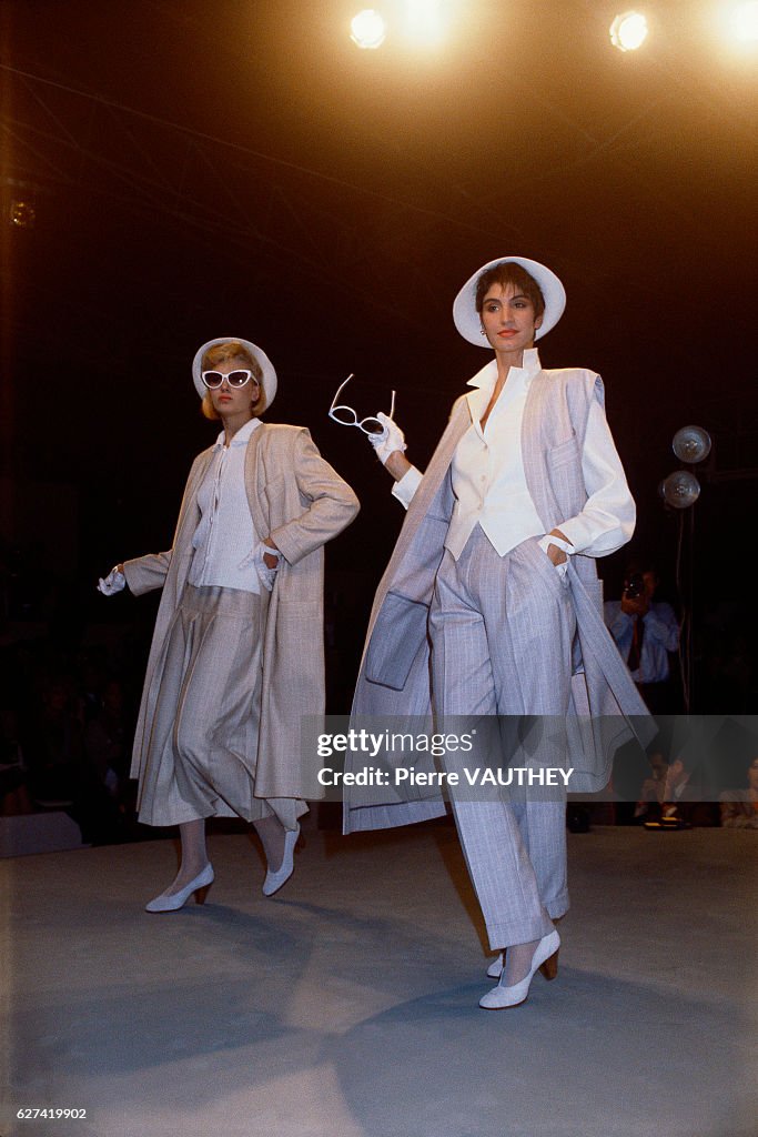 1985 Design Style French design house Chloe shows its 1985 spring-summer women's... News ...