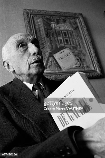 333 French Francois Mauriac Stock Photos, HighRes Pictures, and Images