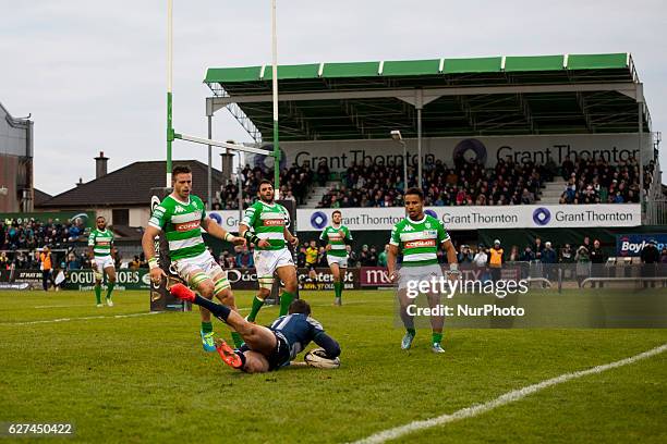 Matt Healy of Connacht scores a try during the Guinness PRO12 Round 10 match between Connacht Rugby and Benetton Treviso at the Sportsground in...