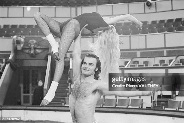 French actor Jean-Claude Drouot rehearses for the Winter Circus. Drouot starred in the television series Thierry la Fronde.