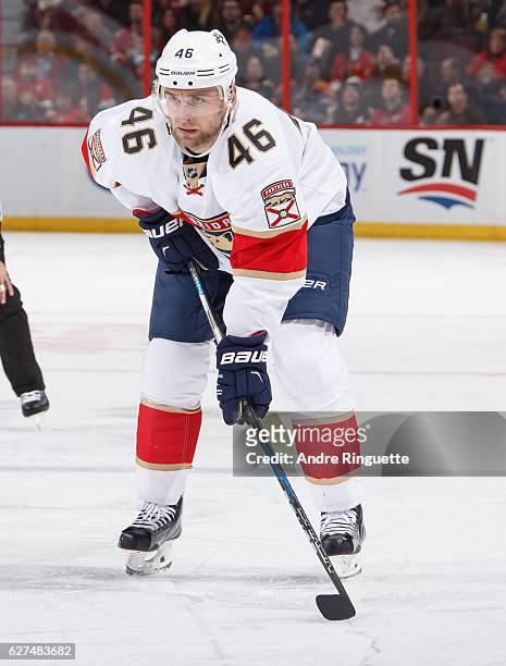 Jakub Kindl of the Florida Panthers prepares for a faceoff against the Ottawa Senators at Canadian Tire Centre on December 3, 2016 in Ottawa,...