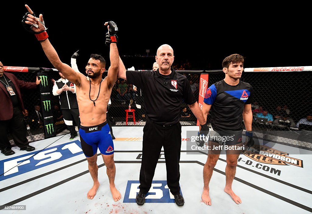 The Ultimate Fighter Finale: Font v Schnell