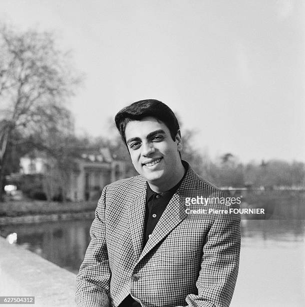 Enrico Macias, whose real name is Gaston Ghrenassia, was born into a Jewish family in Algeria in 1938. He came to Paris in 1961 with his wife Suzy...