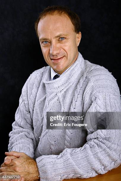 Pascal Raynaud on the set of TV show "Les Grands du Rire".