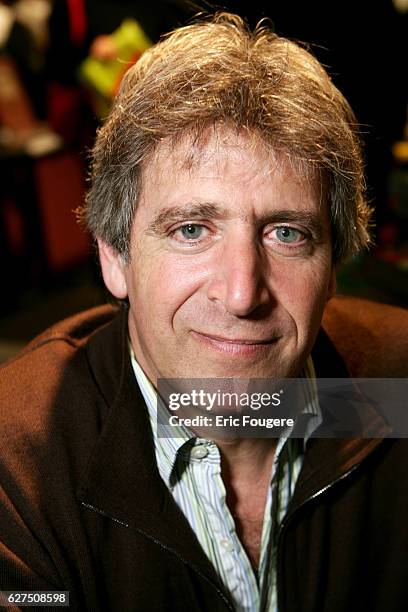 Yves Duteil at the "Salon du Livre 2006" in Paris.