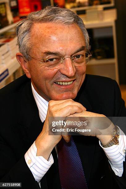 Jean Arthuis at the 2007 "Salon du Livre".