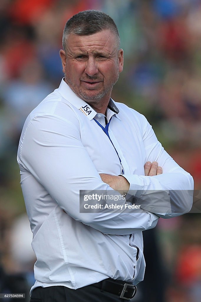 A-League Rd 9 - Newcastle v Sydney