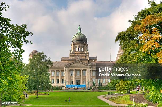 hanseatic higher regional court of hamburg (germany) - tribunal stock pictures, royalty-free photos & images