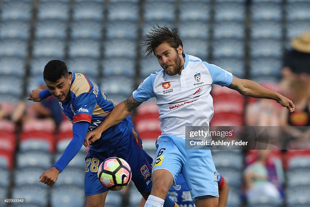 A-League Rd 9 - Newcastle v Sydney