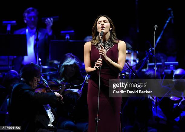 Singer Katharine McPhee performs at MGM Grand Garden Arena on December 3, 2016 in Las Vegas, Nevada.