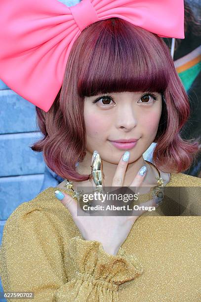 88 Big Pink Hair Bow Photos and Premium High Res Pictures - Getty Images 88 Big Pink Hair Bow Photos and Premium High Res Pictures - Getty Images