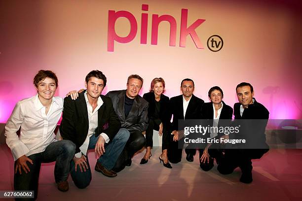 Pink TV hosts Marie Labory, Christophe Beaugrand, producer Michel Field, Claire Chazal, president Pascal Houzelot, Caroline Comte and Pierre Garnier.