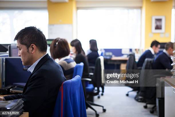 business people working together in office - オフィス　日本 ストックフォトと画像