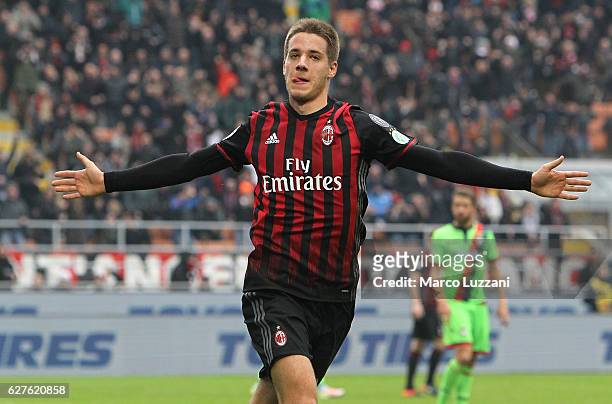 Mario Pasalic of AC Milan celebrates his goal during the Serie A match between AC Milan and FC Crotone at Stadio Giuseppe Meazza on December 4, 2016...