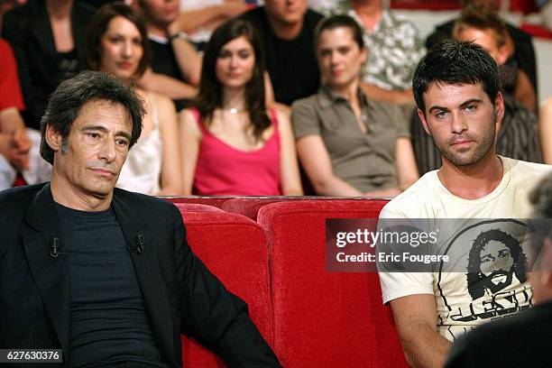 Gérard Lanvin and his son Manu Lanvin are guests of television show "Vivement Dimanche", hosted by Michel Drucker.