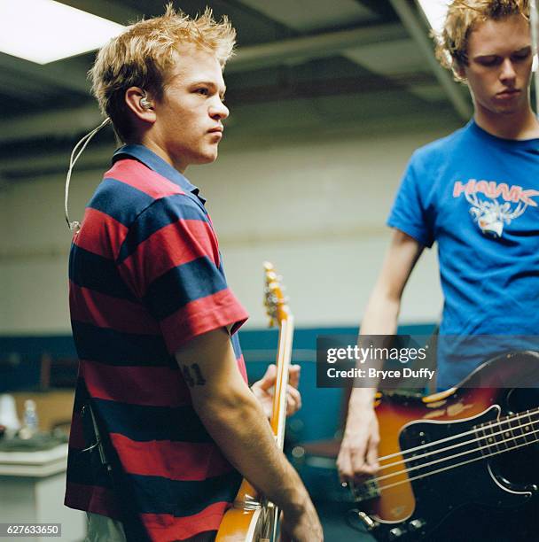 Some 41 265 Sum 41 2001 Photos & High Res Pictures - Getty Images