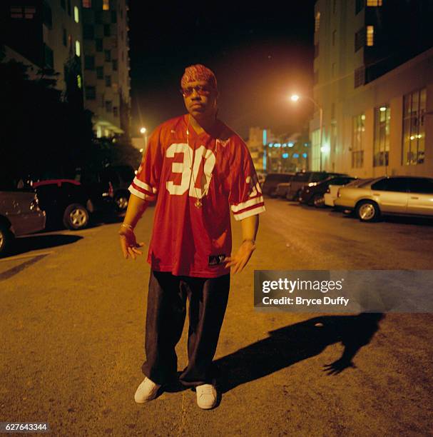 Guru Rapper 90s Guru (Rapper) FotografΓas e imΓ‘genes de stock - Getty Images