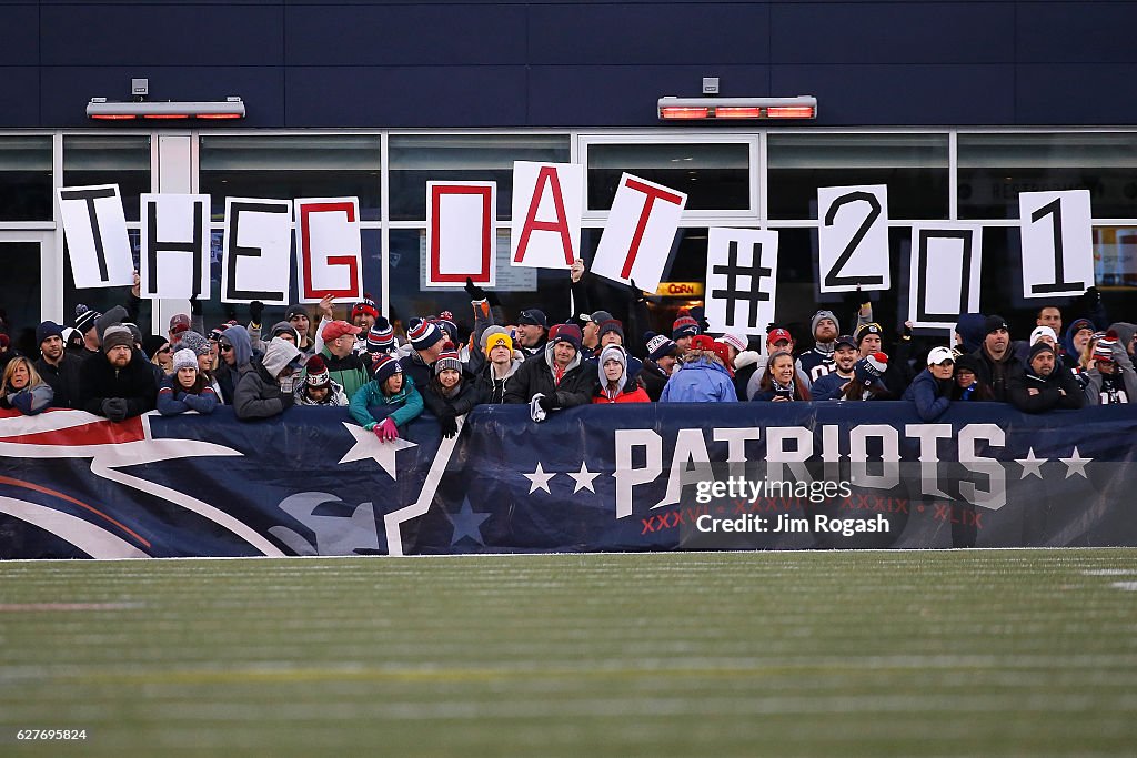 Los Angeles Rams v New England Patriots