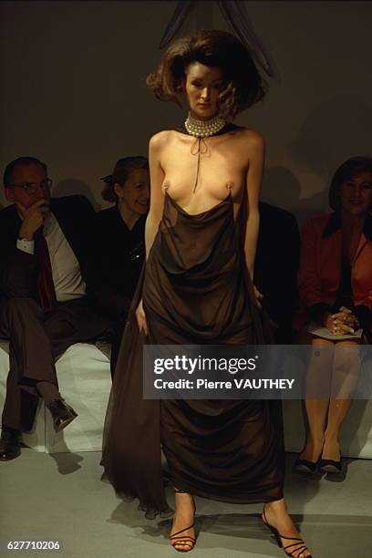 HAUTE COUTURE COLLECTION SPRING/SUMMER 98