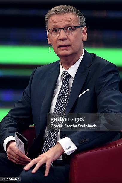 Presenter Guenther Jauch attends the television show 2016! Menschen, Bilder, Emotionen - RTL Jahresrueckblick on December 4, 2016 in Cologne, Germany.