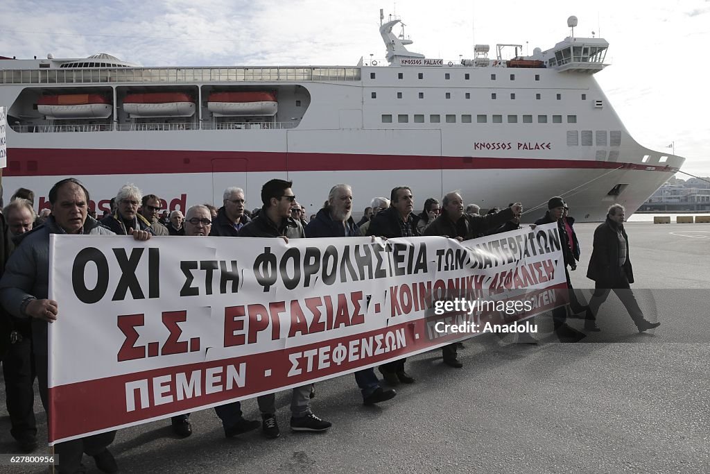Dock workers' protest in Greece