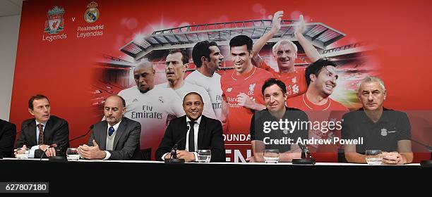 Robbie Fowler, Ian Rush, Emilio Butragueno, Ricardo Gallego and Roberto Carlos during a 'Liverpool and Real Madrid Legends' Press Conference at...