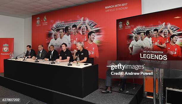 Robbie Fowler, Ian Rush, Emilio Butragueno, Ricardo Gallego and Roberto Carlos during a 'Liverpool and Real Madrid Legends' Press Conference at...