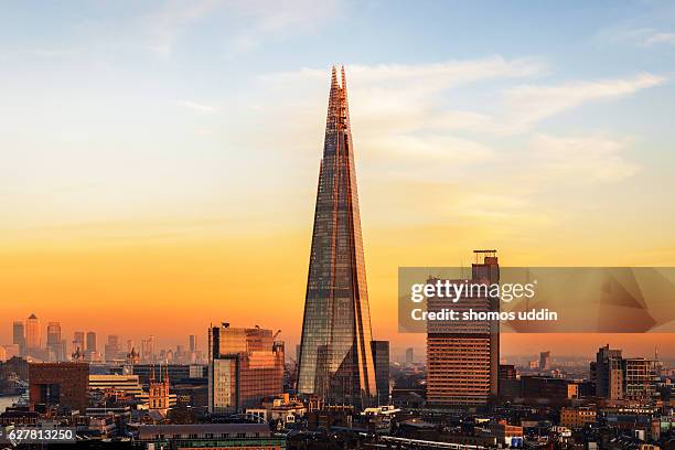 city skyline of london at sunset - shard london bridge stock pictures, royalty-free photos & images