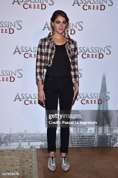 Ariane Labed attends the Paris Photocall for the film "Assassin's Creed" at Hotel Bristol on December 5, 2016 in Paris, France.