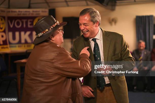 Alan Hope 57 Alan Howling Laud Hope Stock Photos, High-Res Pictures, and Images ...