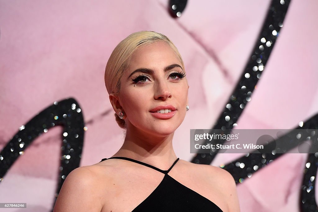 The Fashion Awards 2016 - Red Carpet Arrivals