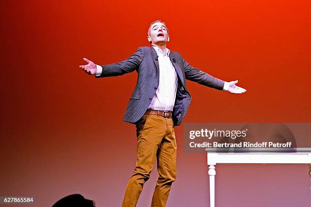 Franck Ferrand performs in his Show "Histoires" at Theatre Antoine on December 5, 2016 in Paris, France.