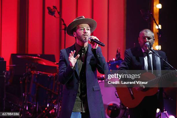 Singer Christophe Mae performs during "Grand Prix de la SACEM 2016" at Folies Bergeres on December 5, 2016 in Paris, France.