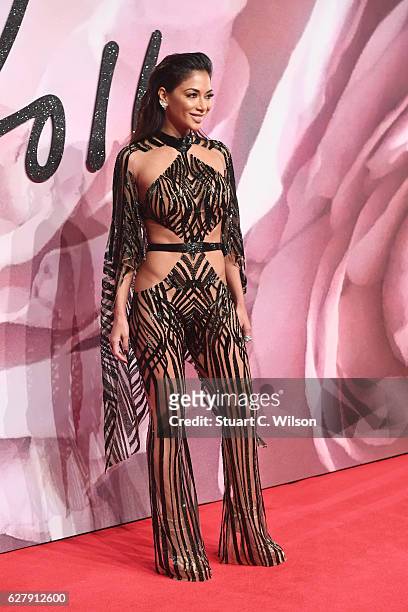 Singer Nicole Scherzinger attends The Fashion Awards 2016 on December 5, 2016 in London, United Kingdom.