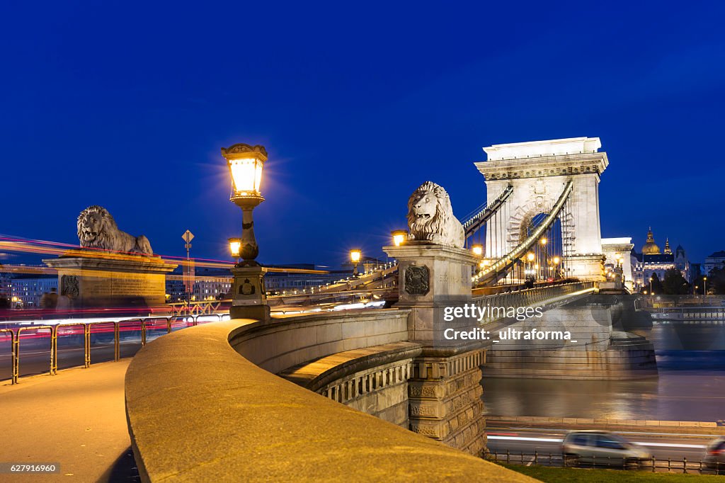 Illuminated Chain Bridge and Basilica in Budapest at night