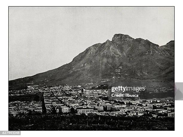antike fotografie von kapstadt tafelberg - westliche kapprovinz stock-grafiken, -clipart, -cartoons und -symbole