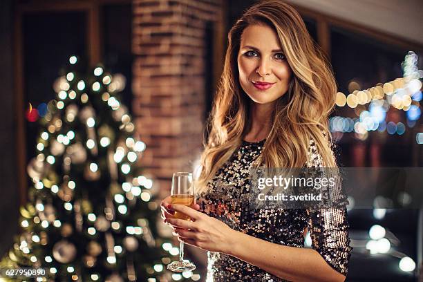 time to celebrate - christmas party dress stockfoto's en -beelden