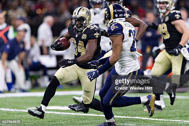 Tim Hightower Tim Hightower Saints Photos and Premium High Res Pictures - Getty Images