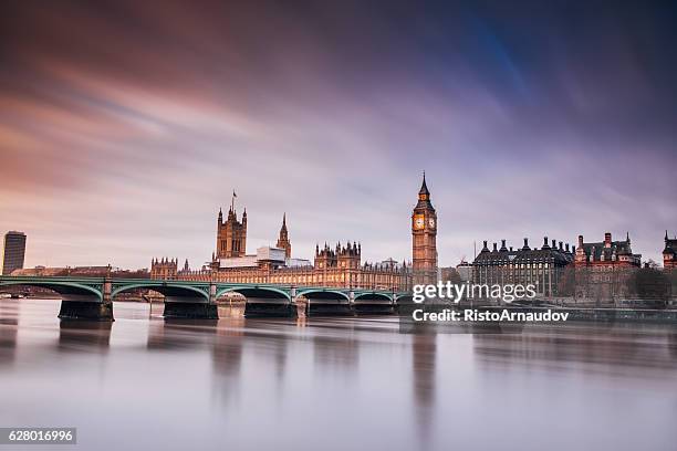big ben london westminster - city of westminster londen stockfoto's en -beelden