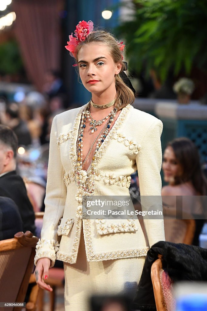 "Chanel Collection des Metiers d'Art 2016/17 : Paris Cosmopolite"  : Show At Hotel Ritz