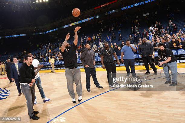 Oakland Raider, Donald Penn shoots the ball after the Indiana Pacers game against the Golden State Warriors on December 5, 2016 at ORACLE Arena in...