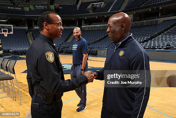 Keith Smart of the Memphis Grizzlies participates in a coaching clinic to tip-off The Memphis Police Athletic/Activities League program on December...