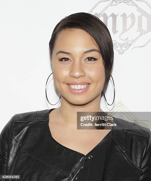 Kat Target 152 Kat Tat Stock Photos, High-Res Pictures, and Images - Getty Images