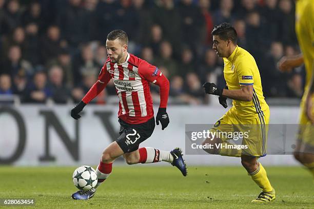 , Bart Ramselaar of PSV, Christian Noboa of FK Rostovduring the UEFA Champions League group D match between PSV Eindhoven and FK Rostov on December...