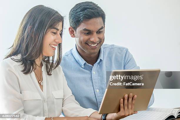 responding to customer feedback - customer feedback stock pictures, royalty-free photos & images