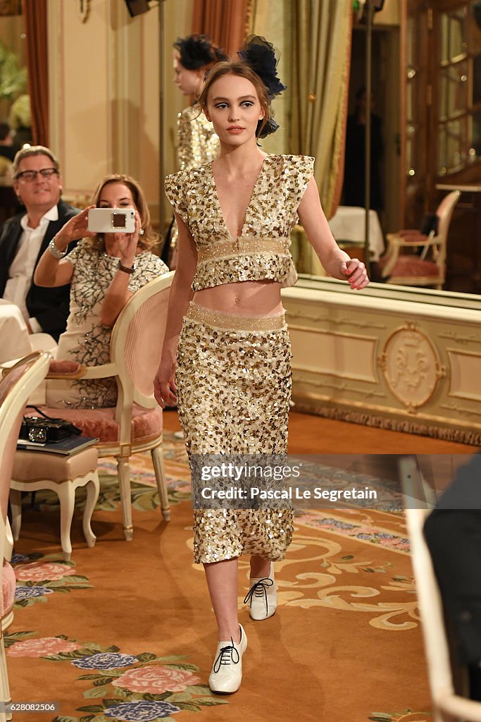 "Chanel Collection des Metiers d'Art 2016/17 : Paris Cosmopolite"  : Show At Hotel Ritz