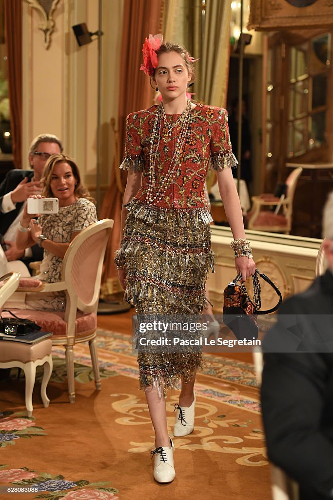 "Chanel Collection des Metiers d'Art 2016/17 : Paris Cosmopolite"  : Show At Hotel Ritz