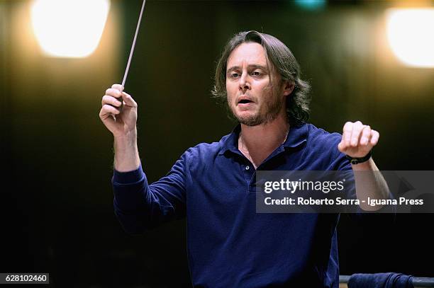 Italian conductor Michele Mariotti conduces the Municipal Teather of Bologna Philarmonic Orchestra with the peruvian tenor Juan Diego Florez at...